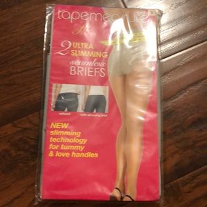 $$$$$ Seamless briefs